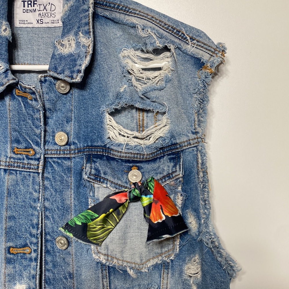 Oversized Distressed Denim Vest with Floral Back - Picture 8 of 17